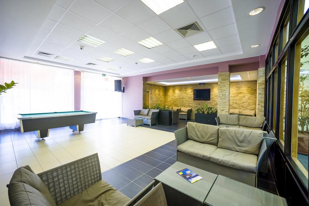 Hotel Ceu Konferencia Koezpont à Budapest Extérieur photo